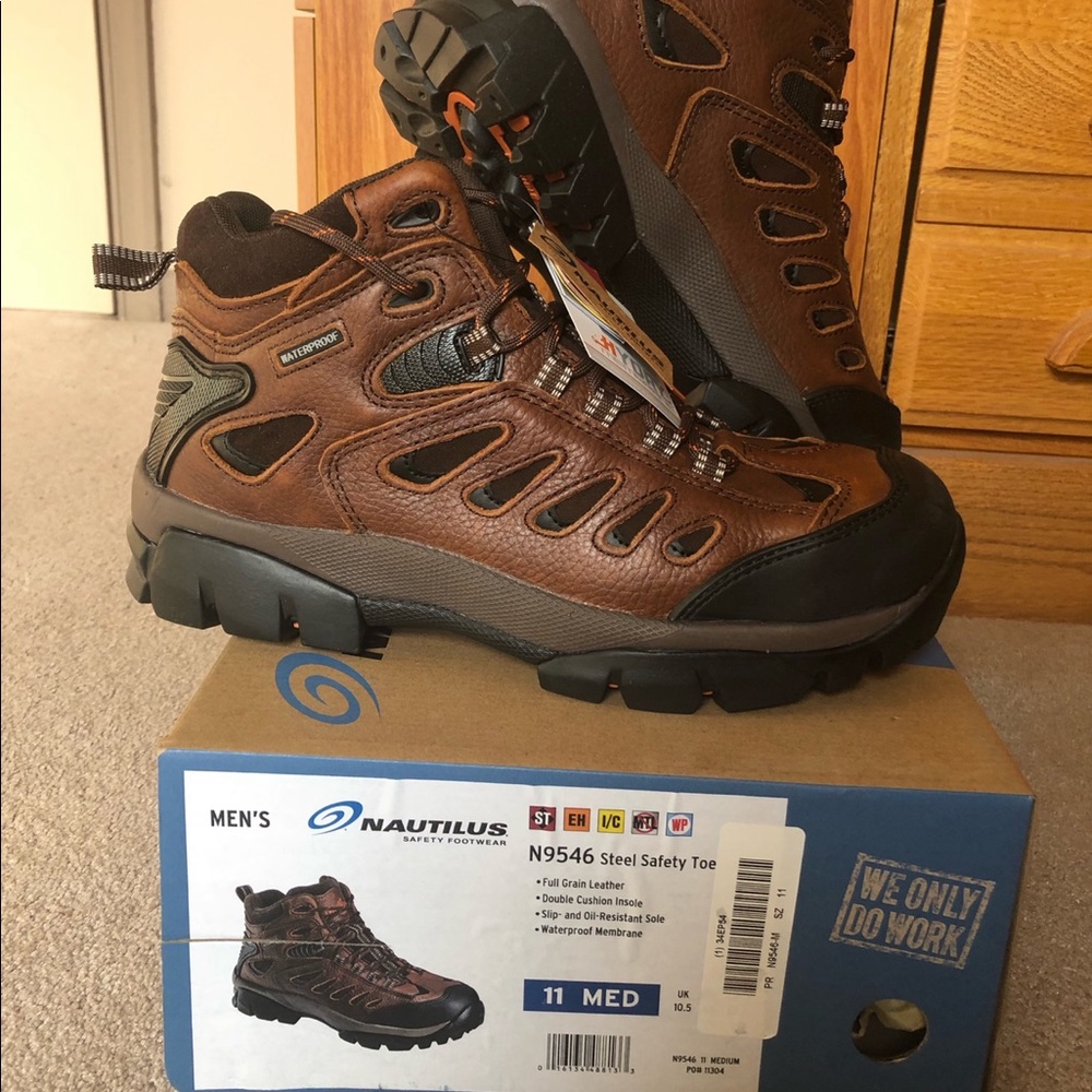 Nautilus Men’s Safety Footwear N9546 Steel Safety Toe